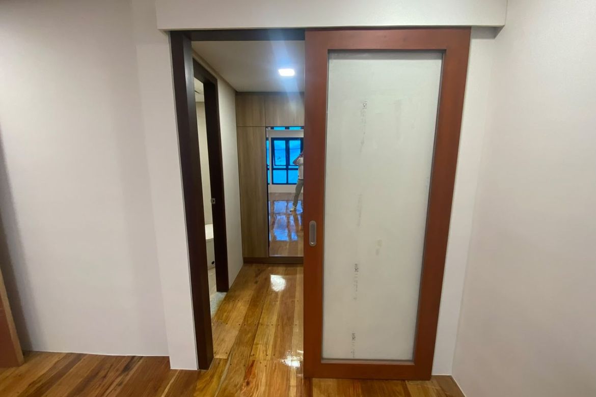 3 Bedroom House for Sale in San Lorenzo, Makati City near MRT-3 Ayala – photo 7