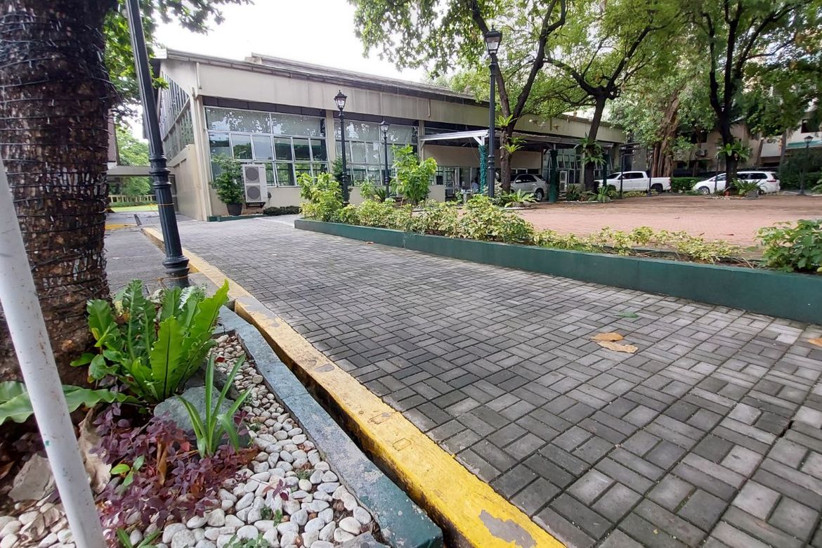 3 Bedroom House for Sale in San Lorenzo, Makati, Metro Manila near MRT-3 Ayala – photo 5