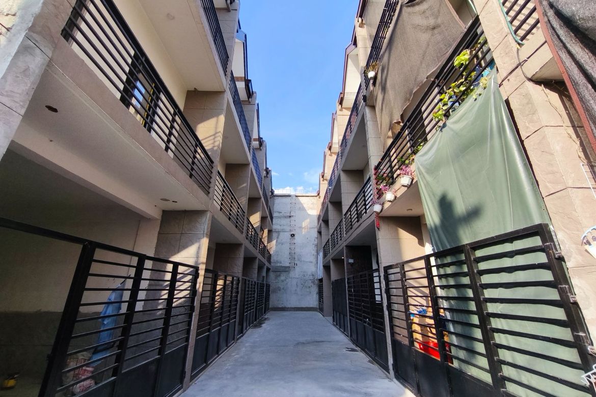 3 Bedroom House for Sale in San Miguel, Pasig, Metro Manila