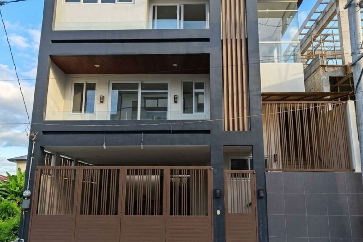 3 Bedroom House for Sale in San Miguel, Pasig, Metro Manila