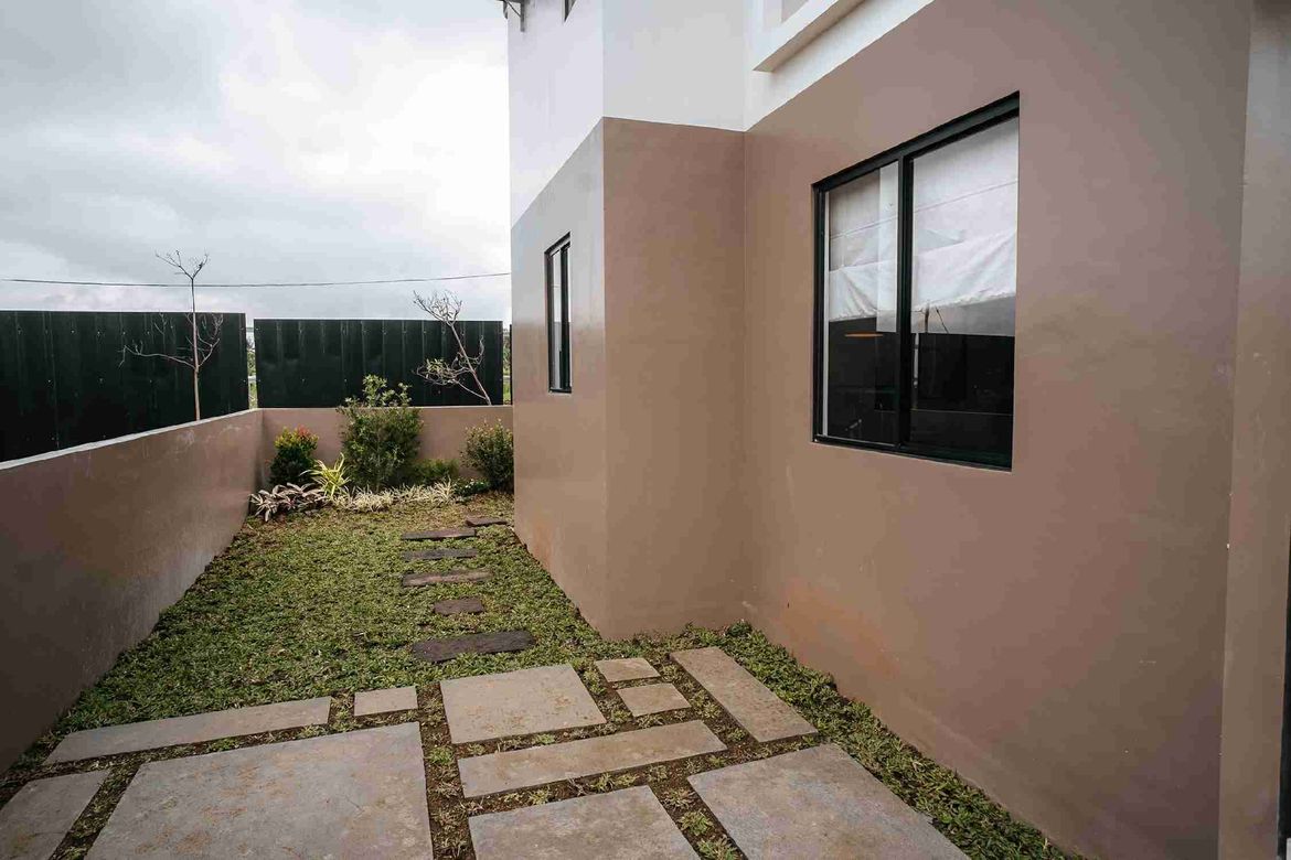 3 Bedroom House for Sale in San Pedro, Santo Tomas, Batangas – photo 2
