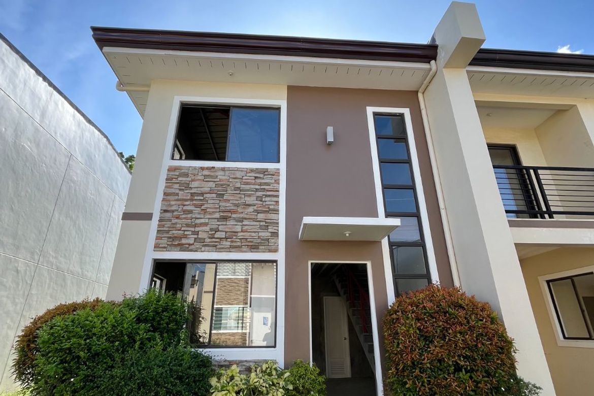 3 Bedroom House for Sale in San Pedro, Santo Tomas, Batangas