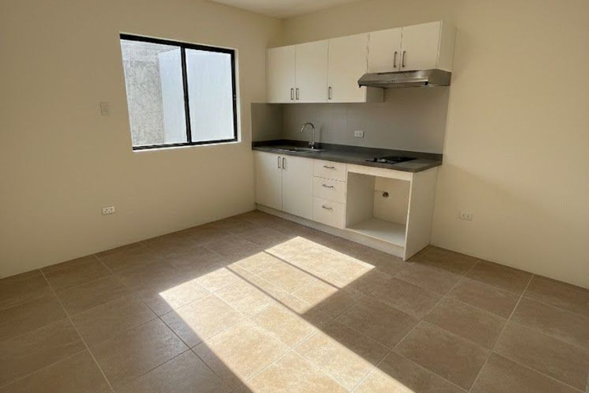 3 Bedroom House for Sale in San Pedro, Santo Tomas, Batangas – photo 4