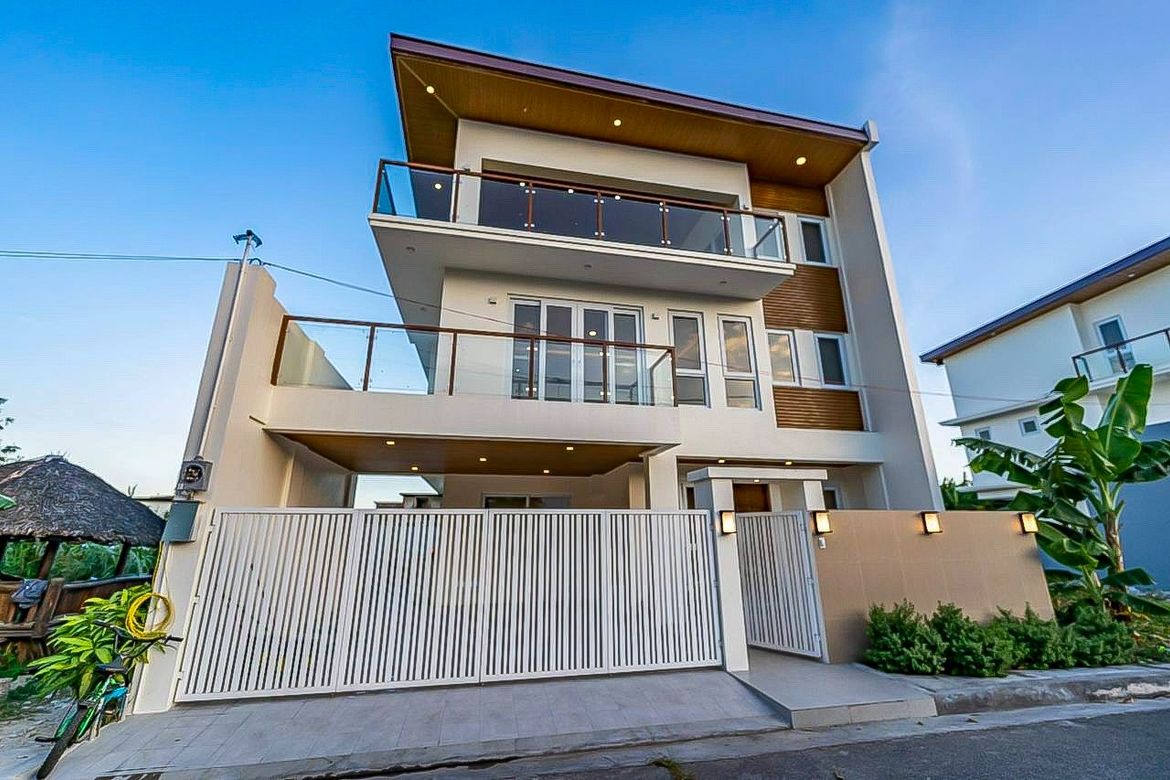 3 Bedroom House for Sale in Santa Ana, Taytay, Rizal