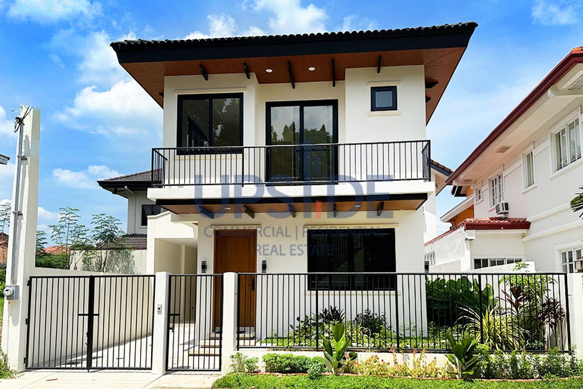 3 Bedroom House for Sale in Santa Clara Norte, Pila, Laguna