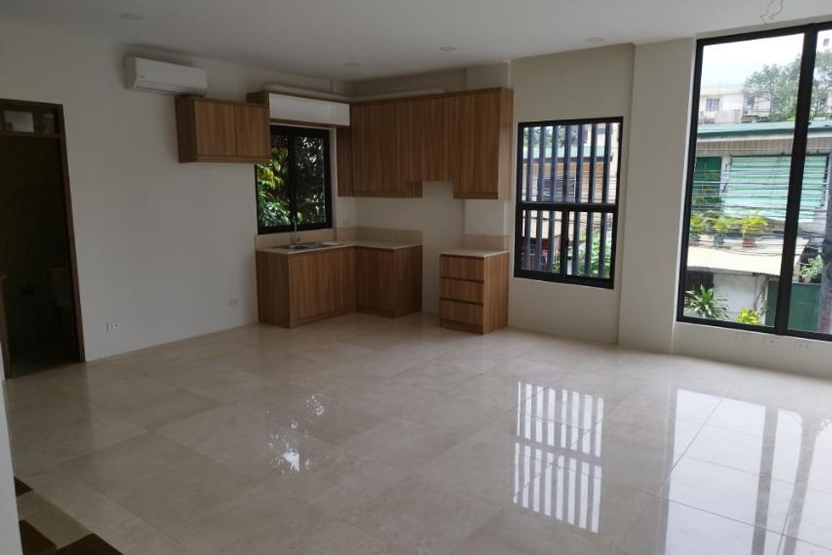 3 Bedroom House for Sale in Santa Cruz, Manila, Metro Manila near LRT-1 Doroteo Jose – photo 6