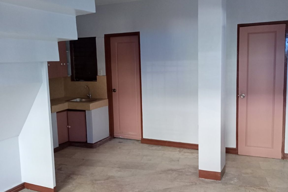 3 Bedroom House for Sale in Santa Lucia, San Juan, Metro Manila
