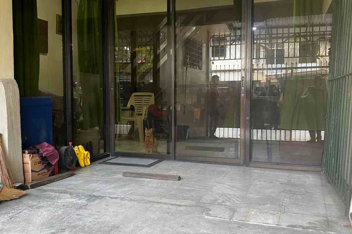 3 Bedroom House for Sale in Santo Cristo, Quezon City, Metro Manila near LRT-1 Roosevelt