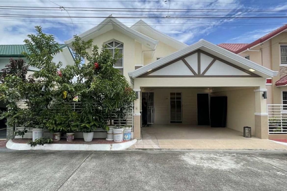 3 Bedroom House for Sale in Santo Rosario, San Fernando, Pampanga