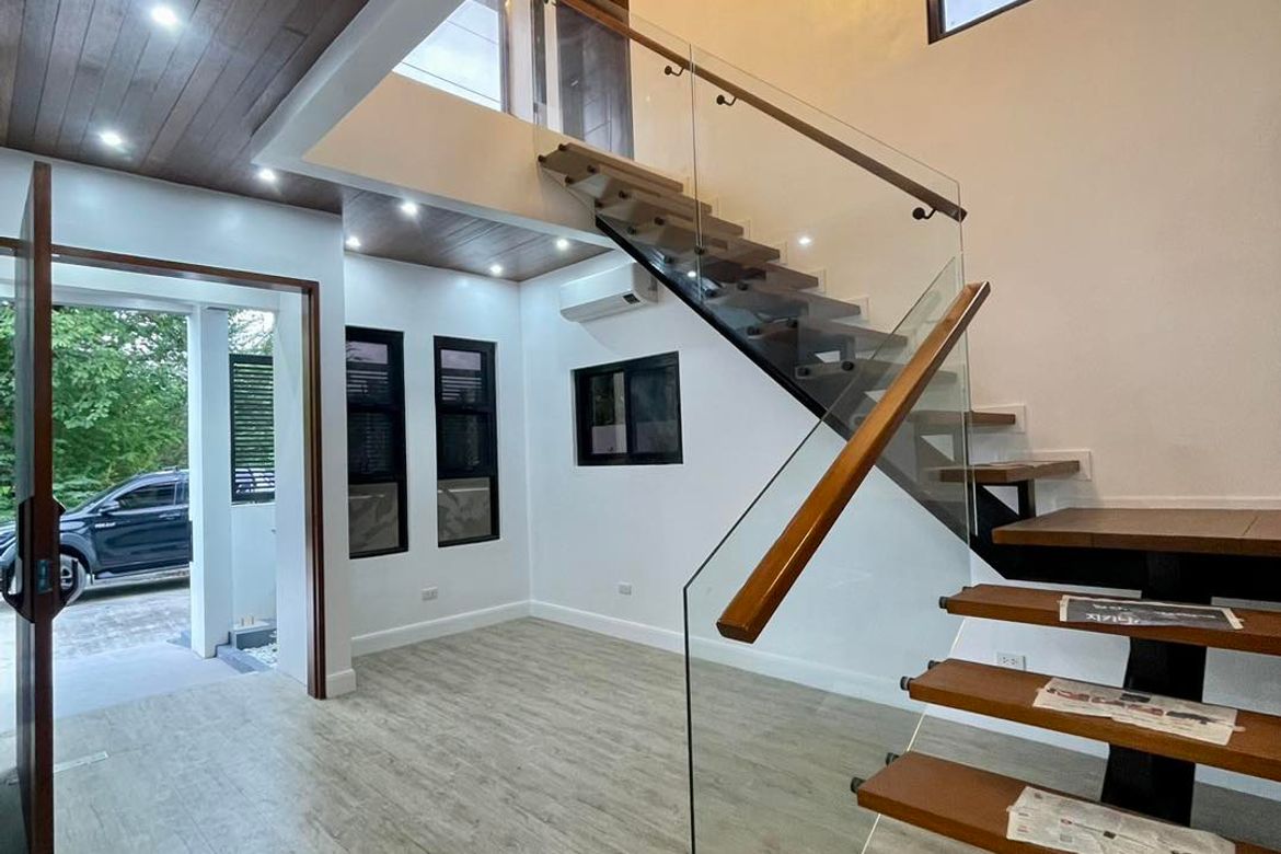 3 Bedroom House for Sale in Santo Rosario, San Fernando, Pampanga – photo 4