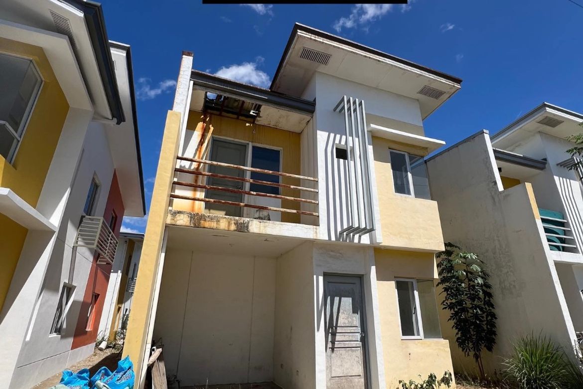 3 Bedroom House for Sale in Santo Tomas, Biñan, Laguna – photo 2