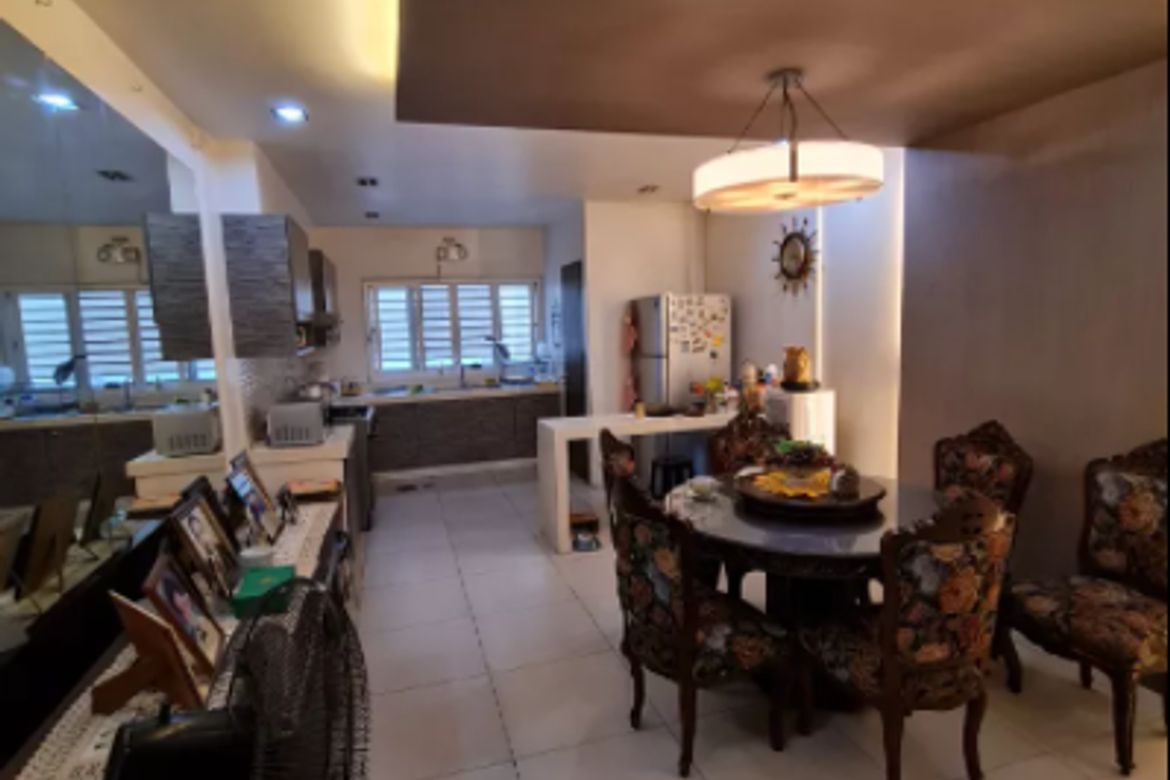 3 Bedroom House for Sale in Santolan, Pasig, Metro Manila near LRT-2 Santolan