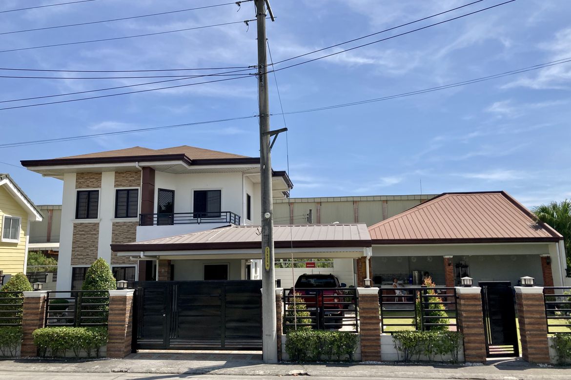 3 Bedroom House for Sale in Sindalan, San Fernando, Pampanga