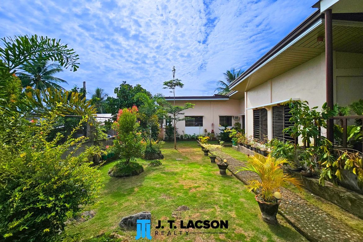 3 Bedroom House for Sale in South Poblacion, Valencia, Negros Oriental – photo 2