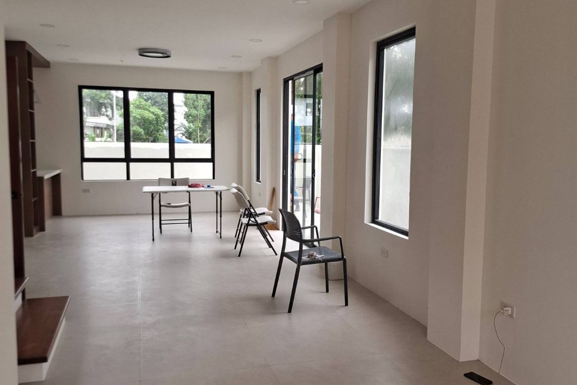 3 Bedroom House for Sale in Southpoint Subdivision - Cabuyao, Banaybanay, Cabuyao, Laguna – photo 2
