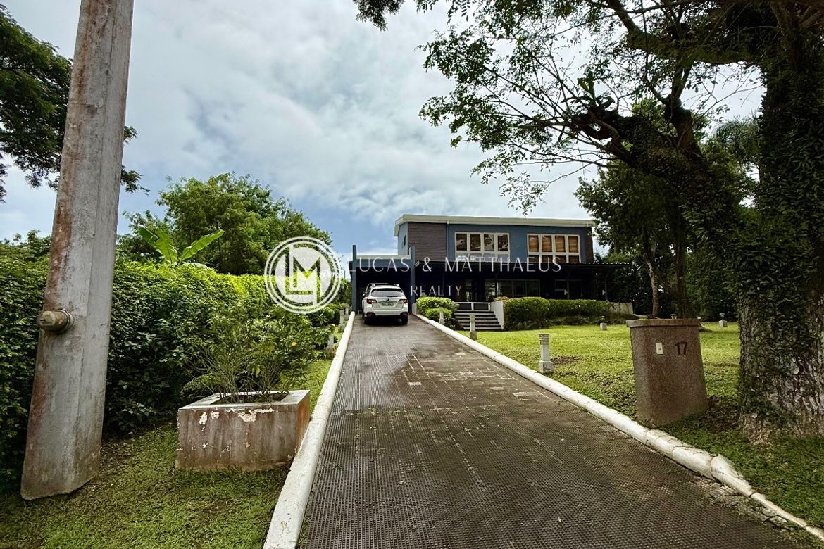 3 Bedroom House for Sale in Tagaytay Highlands, Iruhin East, Tagaytay, Cavite – photo 2