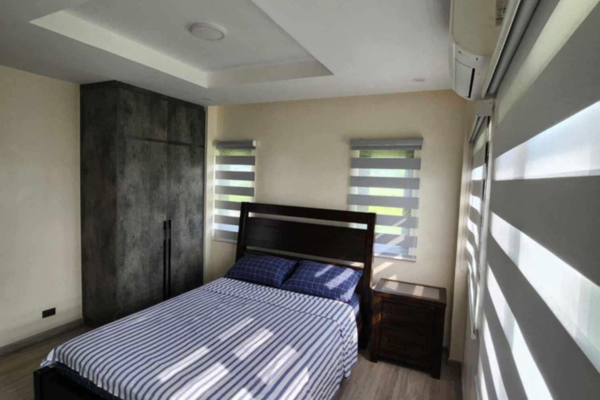 3 Bedroom House for Sale in Tagaytay Highlands, Iruhin East, Tagaytay, Cavite – photo 4