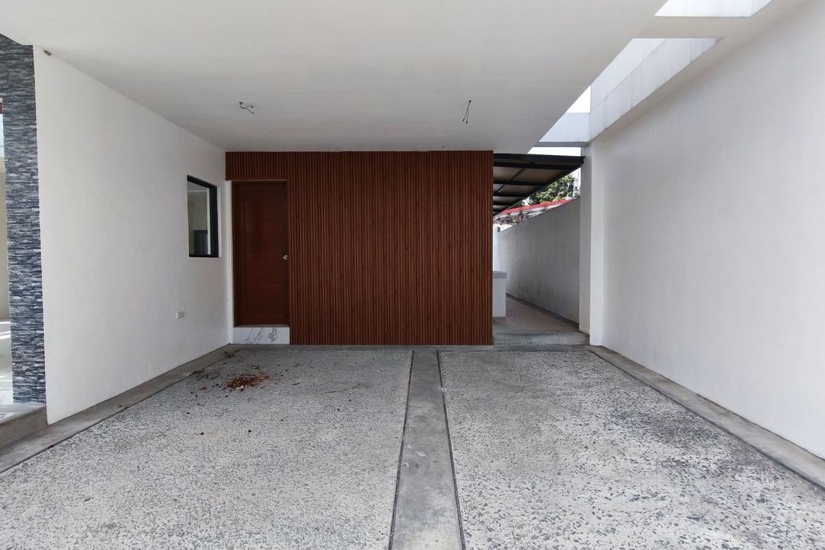 3 Bedroom House for Sale in Talon Dos, Las Piñas, Metro Manila – photo 3