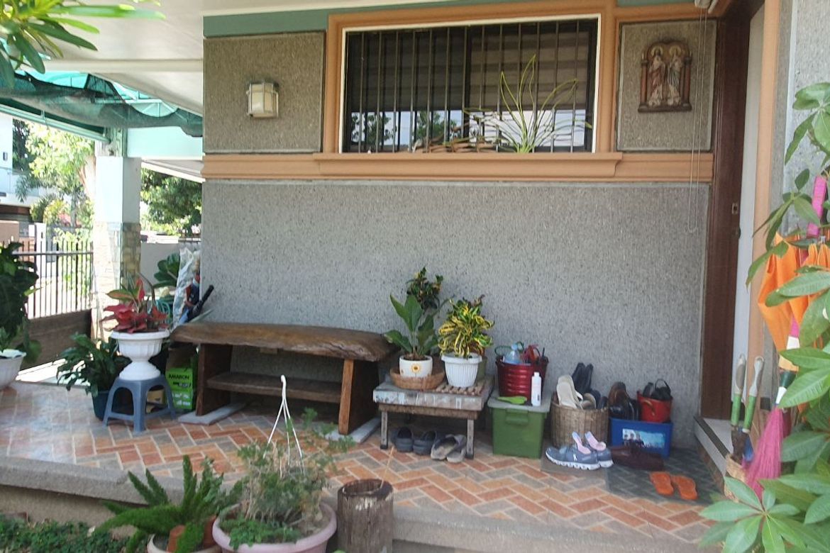 3 Bedroom House for Sale in The Grand Parkplace Village, Anabu I-B, Imus, Cavite – photo 6