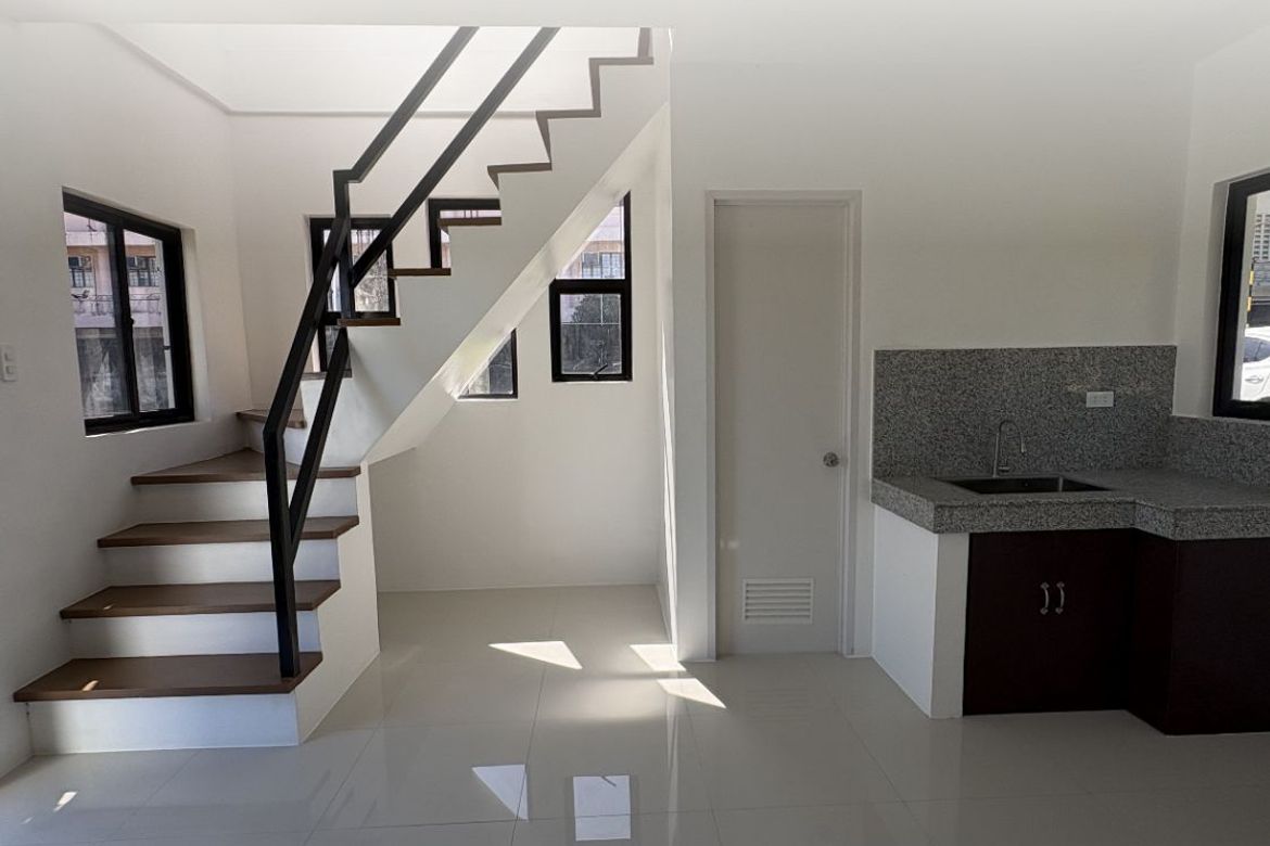 3 Bedroom House for Sale in The Meadow Residences, San Vicente, San Pedro, Laguna – photo 3