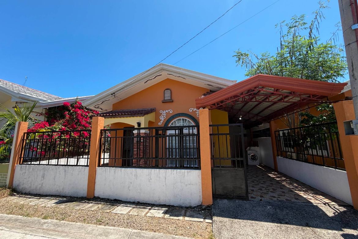 3 Bedroom House for Sale in Tinago, Dauis, Bohol