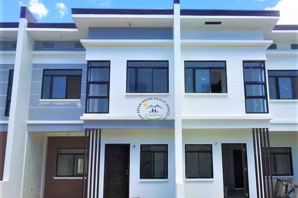 3 Bedroom House for Sale in Tunghaan, Minglanilla, Cebu