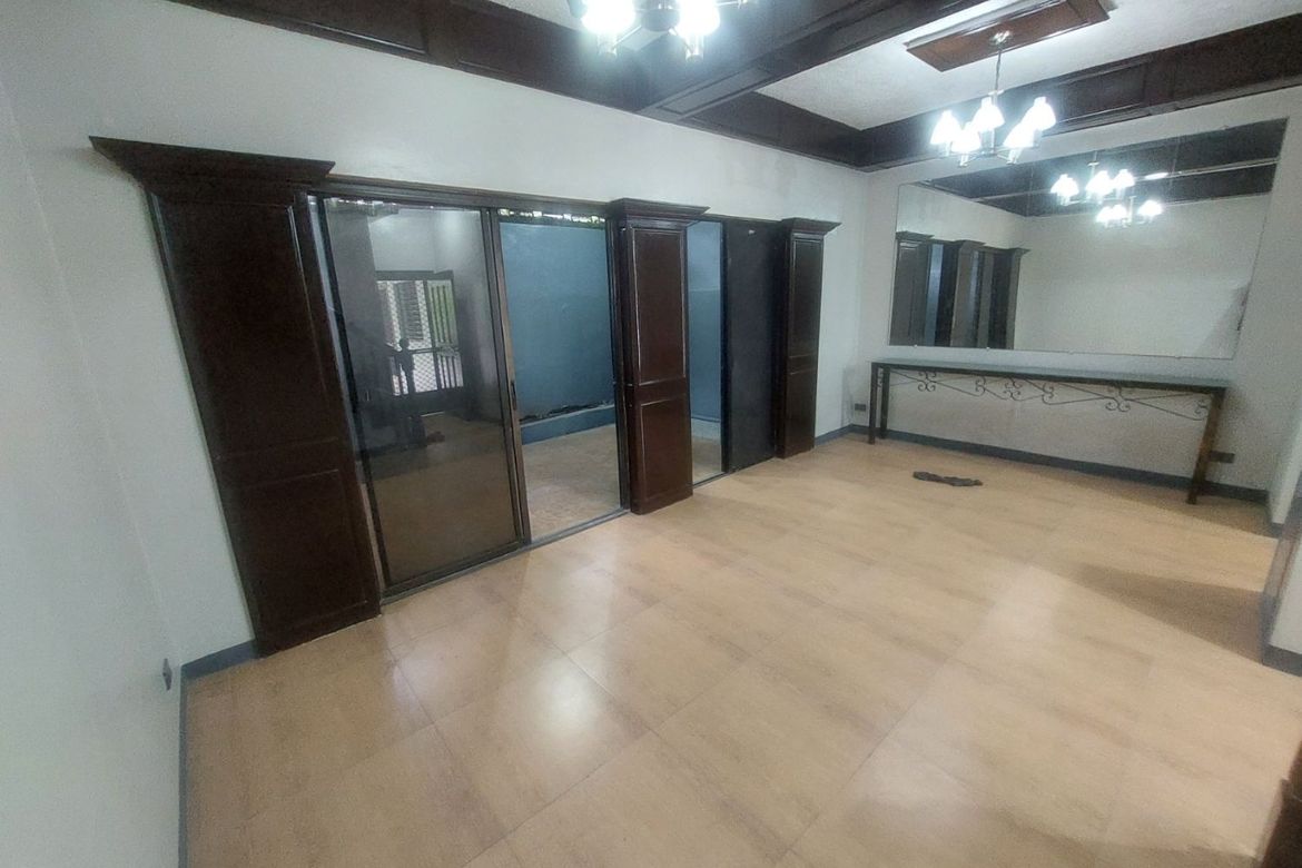 3 Bedroom House for Sale in Ugong, Pasig, Metro Manila