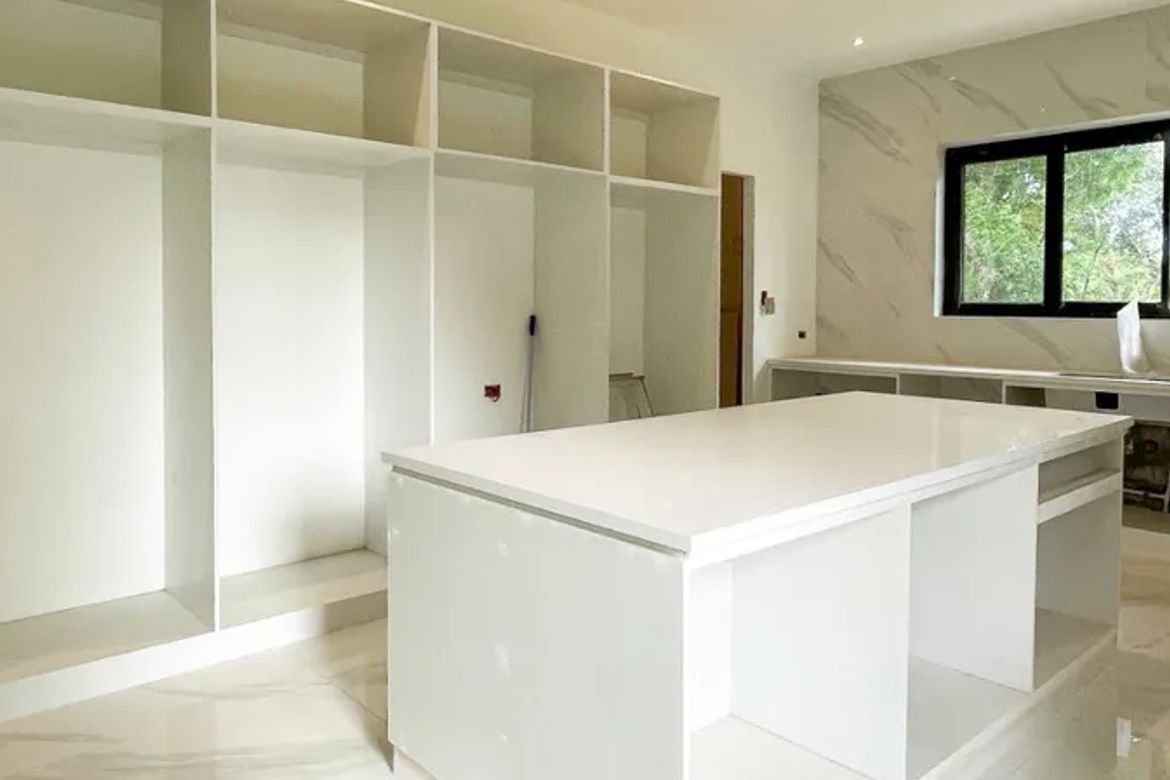 3 Bedroom House for Sale in Urdaneta Village, Bangkal, Makati, Metro Manila near MRT-3 Magallanes – photo 3