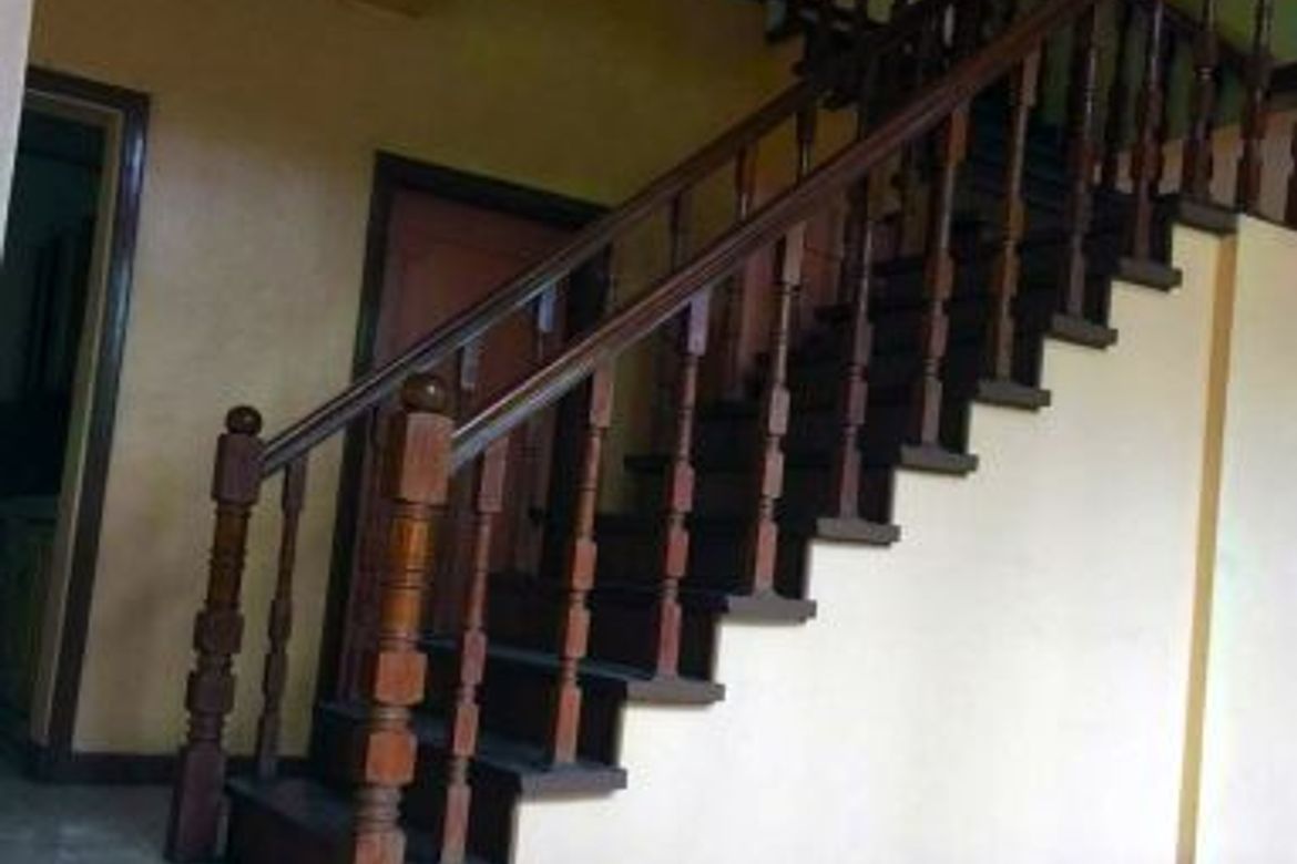 3 Bedroom House for Sale in Urdaneta Village, Bangkal, Makati, Metro Manila near MRT-3 Magallanes – photo 3