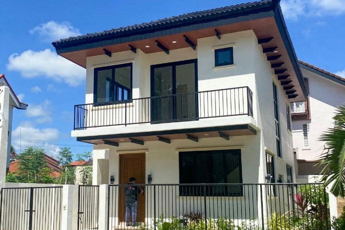 3 Bedroom House for Sale in Villas, South Forbes, Inchican, Silang, Cavite