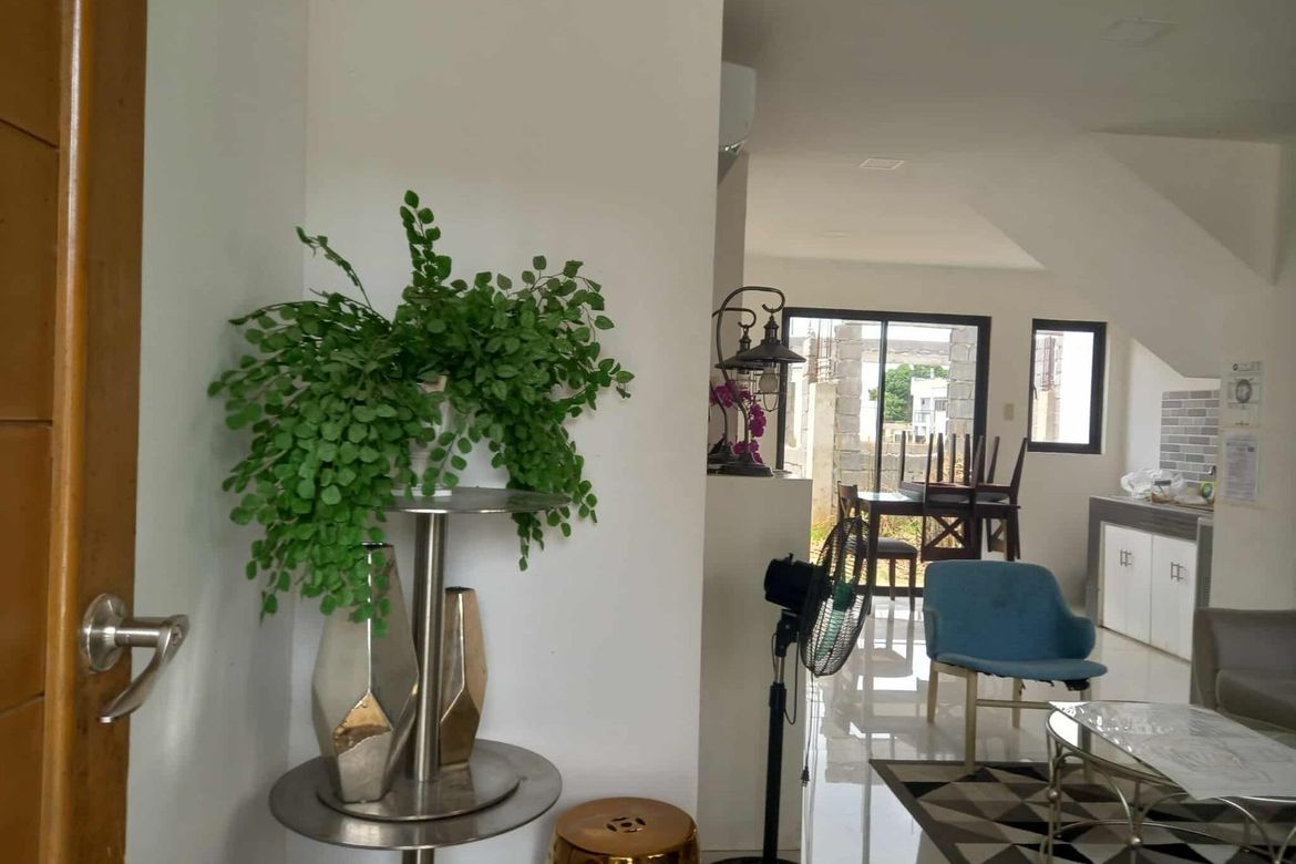 3 Bedroom House for Sale in West Beverly Hills, Langkaan I, Dasmariñas, Cavite – photo 5