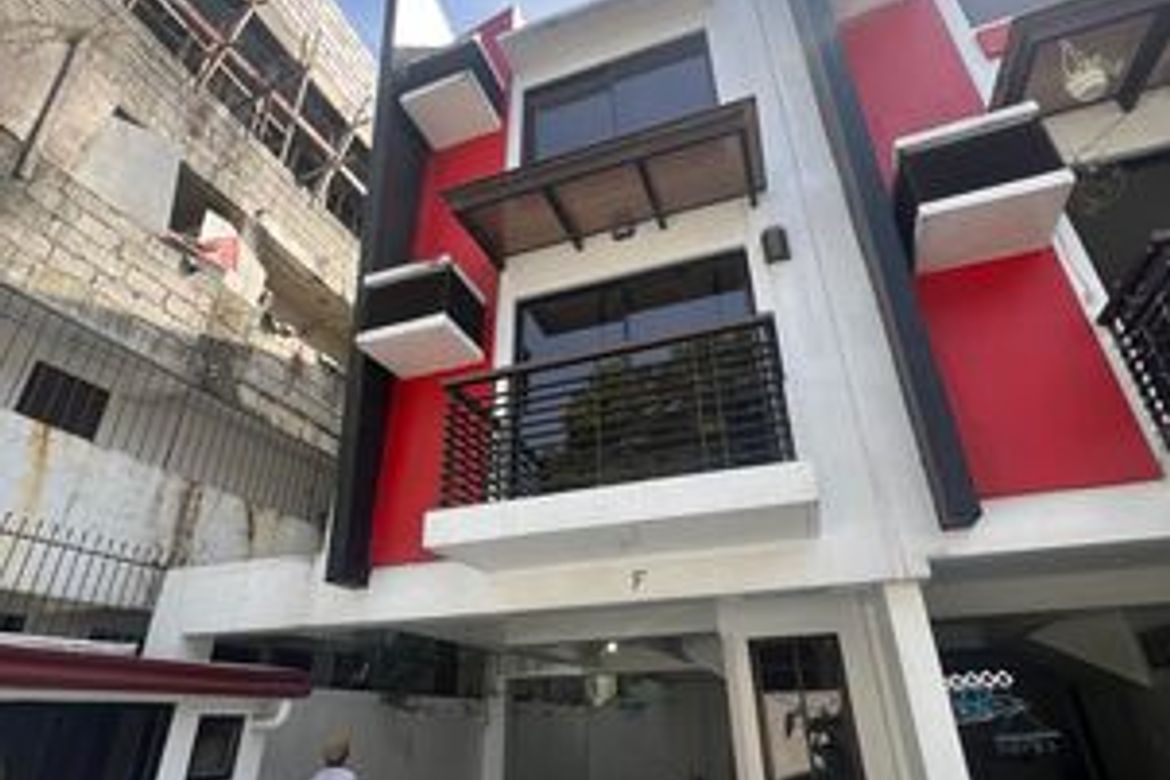 3 Bedroom House for Sale in Western Bicutan, Taguig, Metro Manila