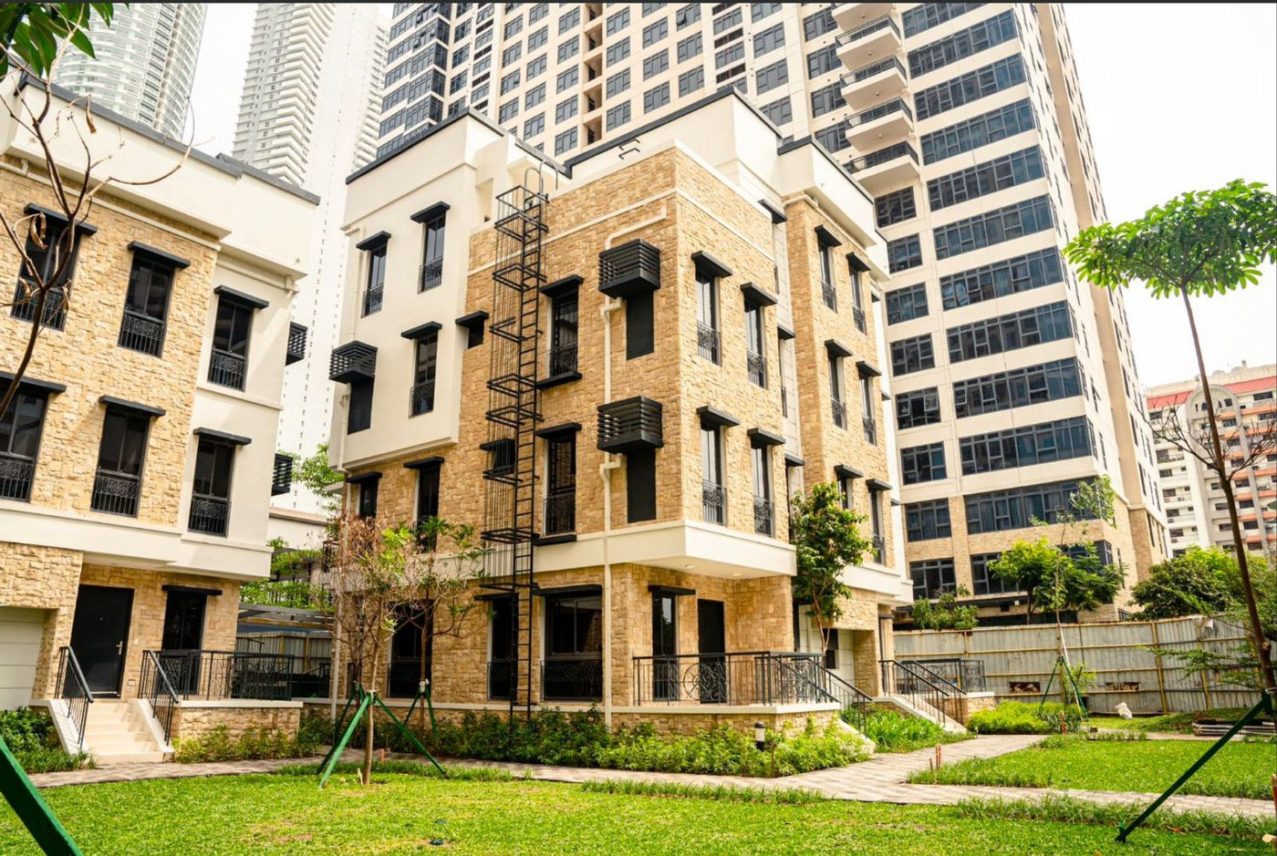 3-Bedroom Penthouse for Sale at Ametrine, Portico, Ortigas, Pasig – photo 13