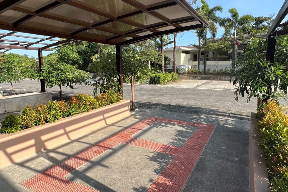 3 Bedroom Townhouse for Sale in Almanza Uno, Las Piñas, Metro Manila – photo 7
