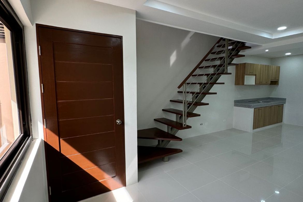 3 Bedroom Townhouse for Sale in Almanza Uno, Las Piñas, Metro Manila – photo 8