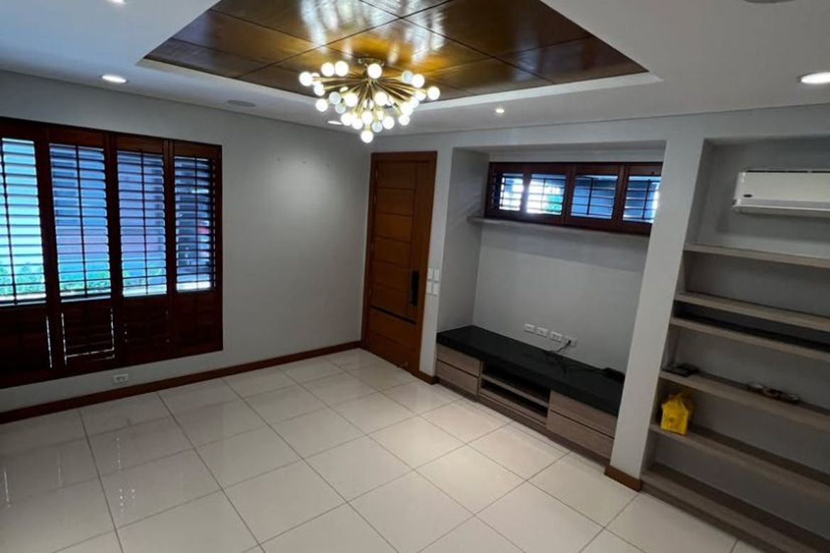 3 Bedroom Townhouse for Sale in Bagong Lipunan Ng Crame, Quezon City, Metro Manila near MRT-3 Araneta Center-Cubao – photo 5