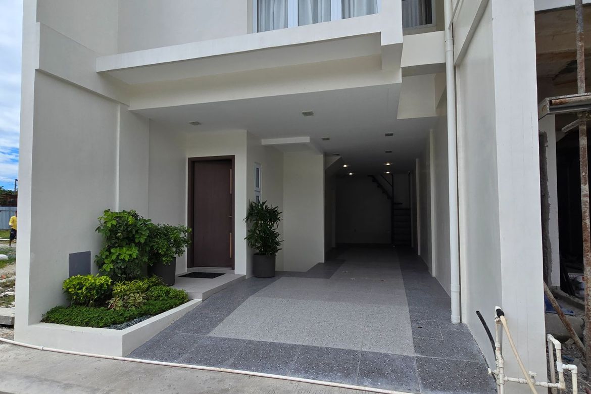 3 Bedroom Townhouse for Sale in Bahay Toro, Quezon City, Metro Manila – photo 4