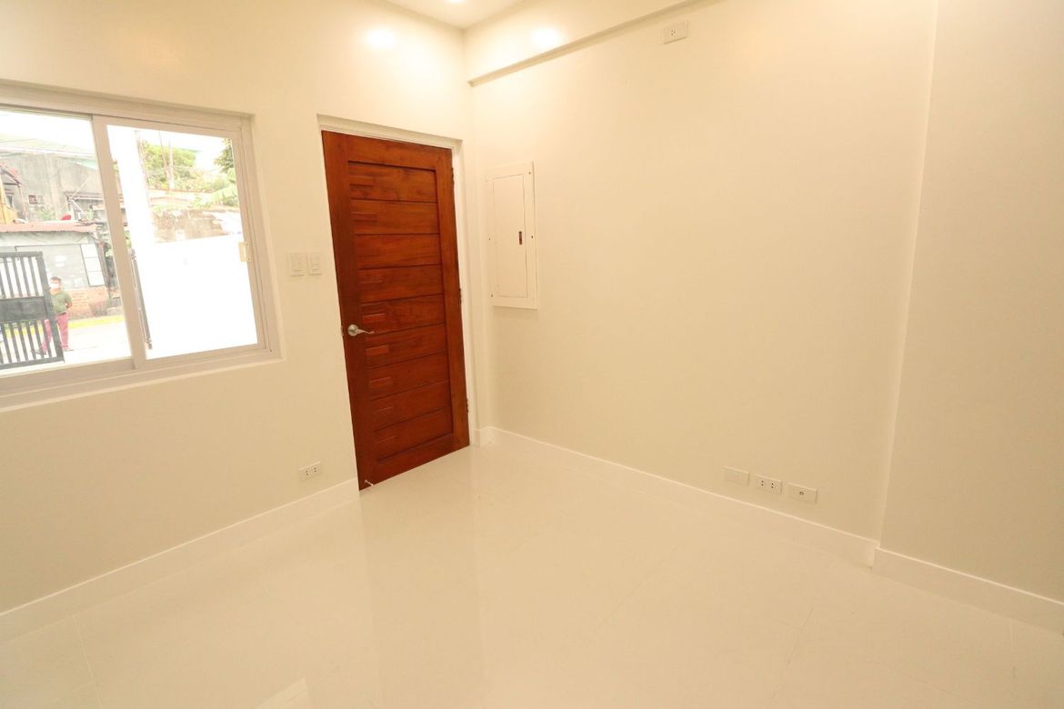 3 Bedroom Townhouse for Sale in Barangay 164, Caloocan, Metro Manila