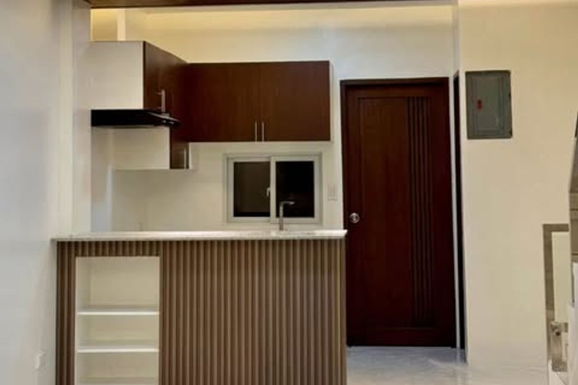3 Bedroom Townhouse for Sale in Barangay 173, Caloocan, Metro Manila – photo 2