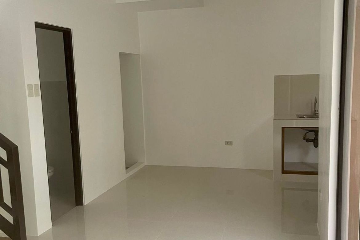 3 Bedroom Townhouse for Sale in Barangay 174, Caloocan, Metro Manila – photo 4