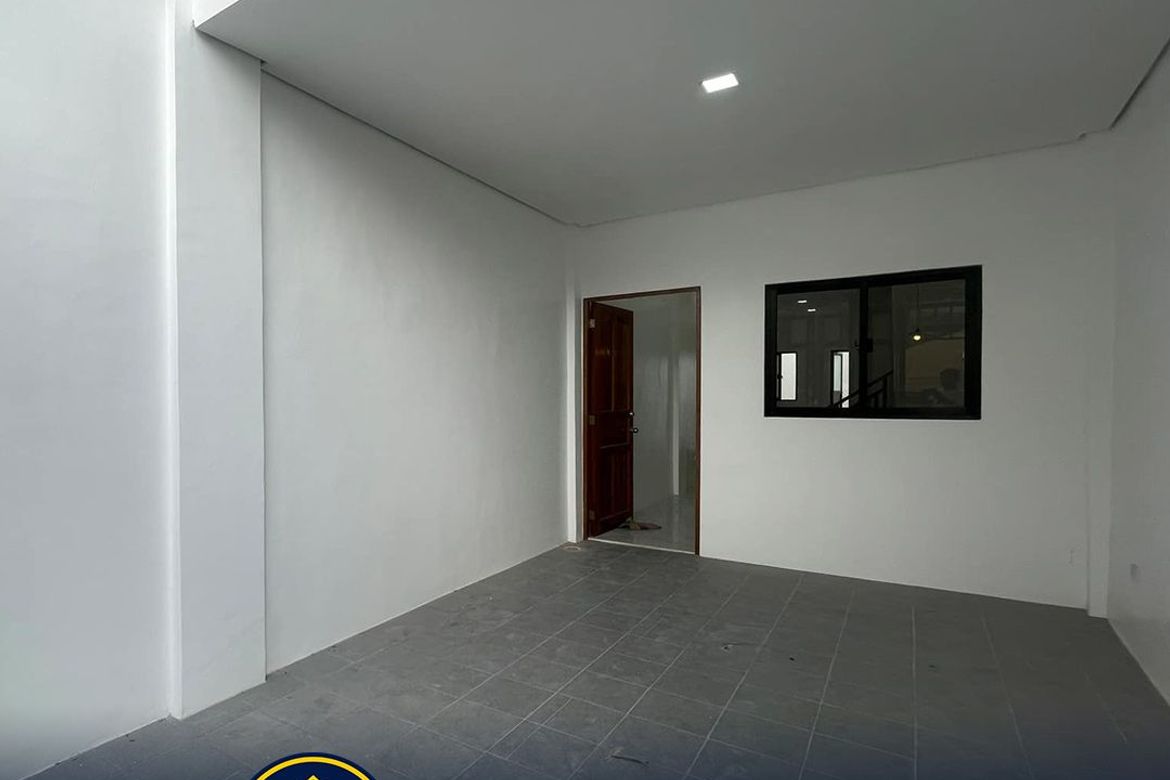 3 Bedroom Townhouse for Sale in Barangay 177, Caloocan, Metro Manila – photo 5