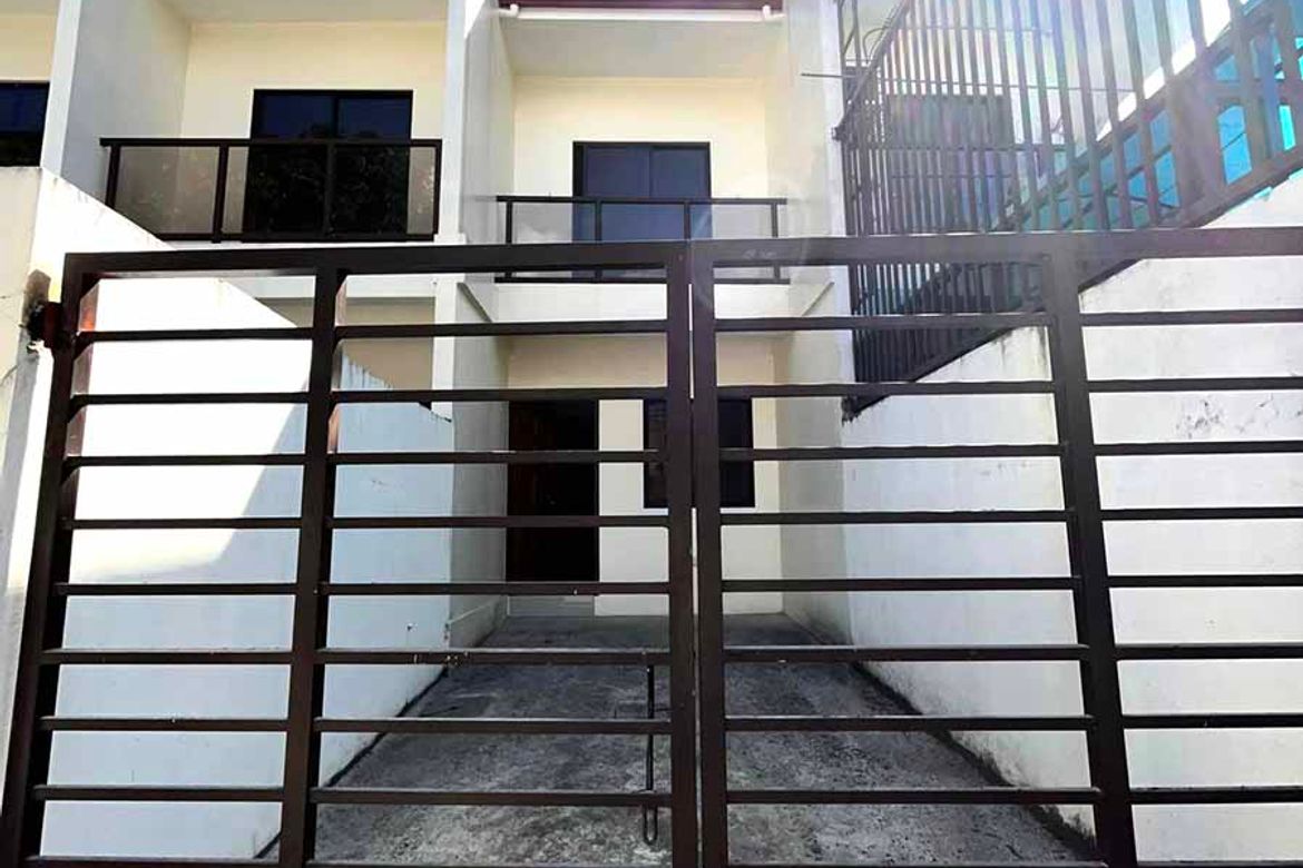 3 Bedroom Townhouse for Sale in Barangay 179, Caloocan, Metro Manila – photo 2