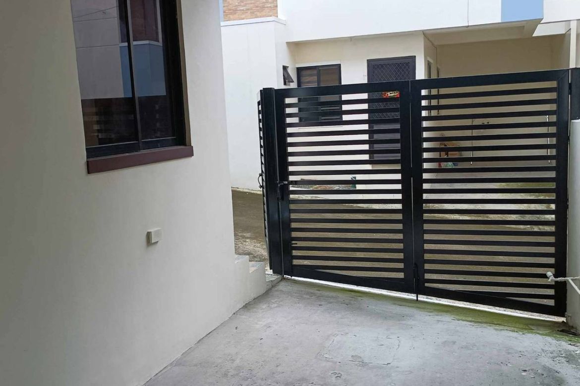 3 Bedroom Townhouse for Sale in Barangay 179, Caloocan, Metro Manila – photo 6