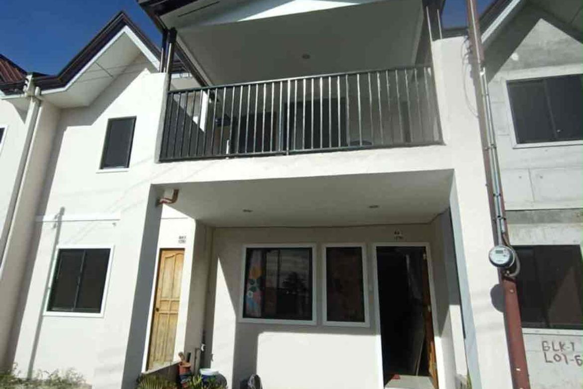 3 Bedroom Townhouse for Sale in Basak, Lapu-Lapu, Cebu