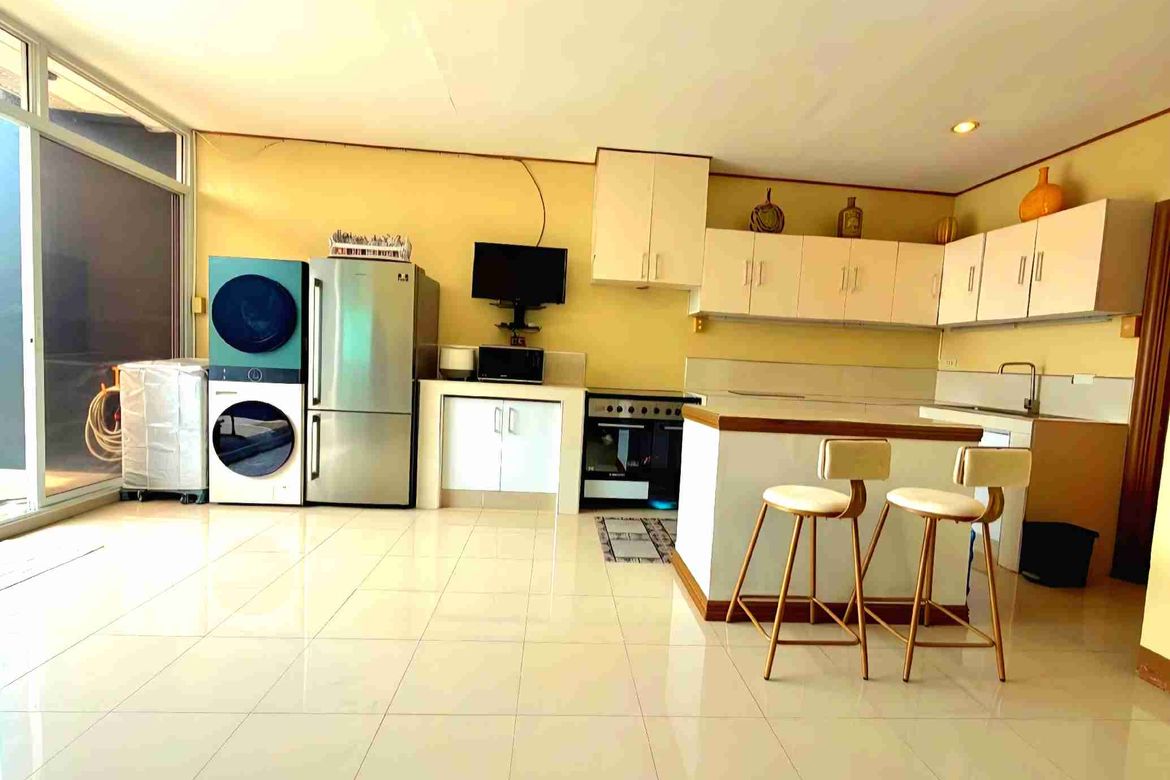 3 Bedroom Townhouse for Sale in Batis, San Juan, Metro Manila – photo 5