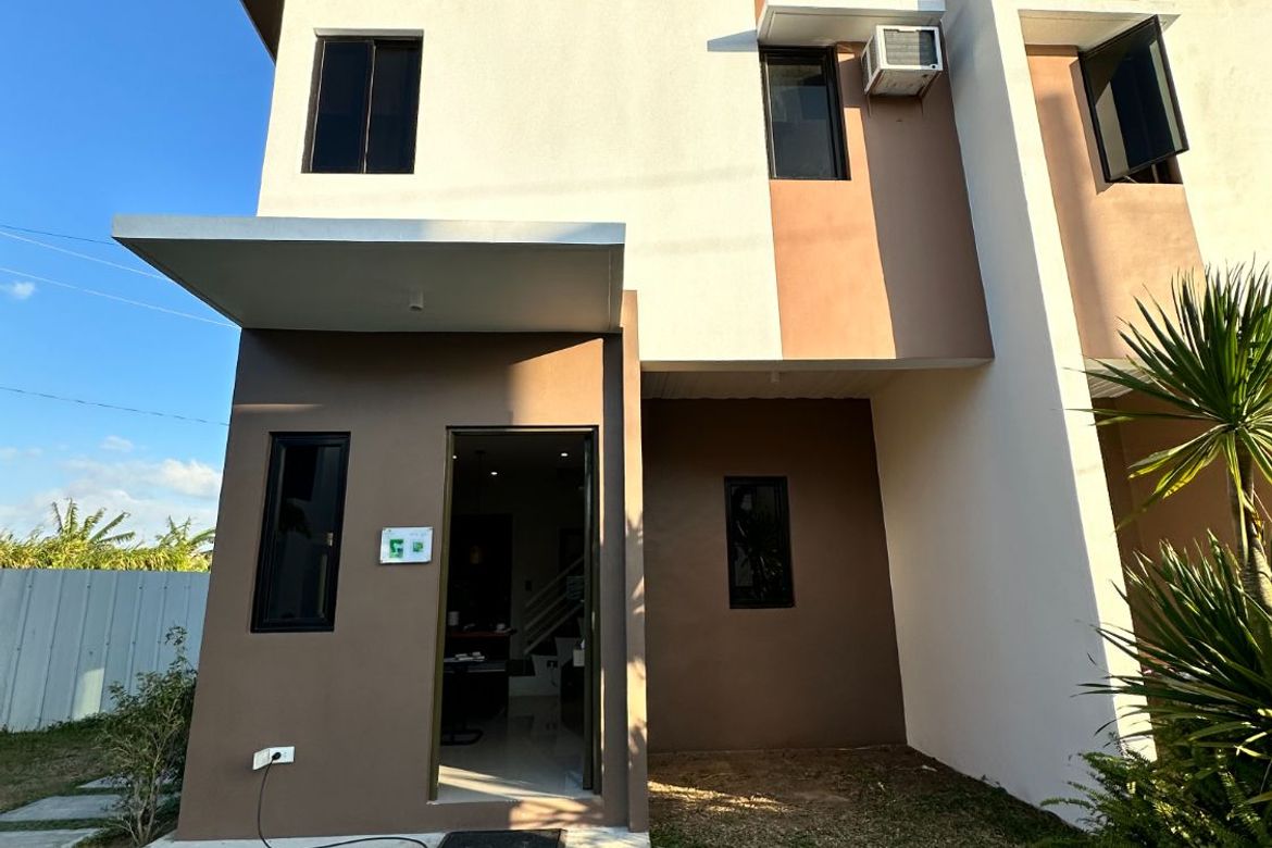 3 Bedroom Townhouse for Sale in Bugtong Na Pulo, Lipa, Batangas