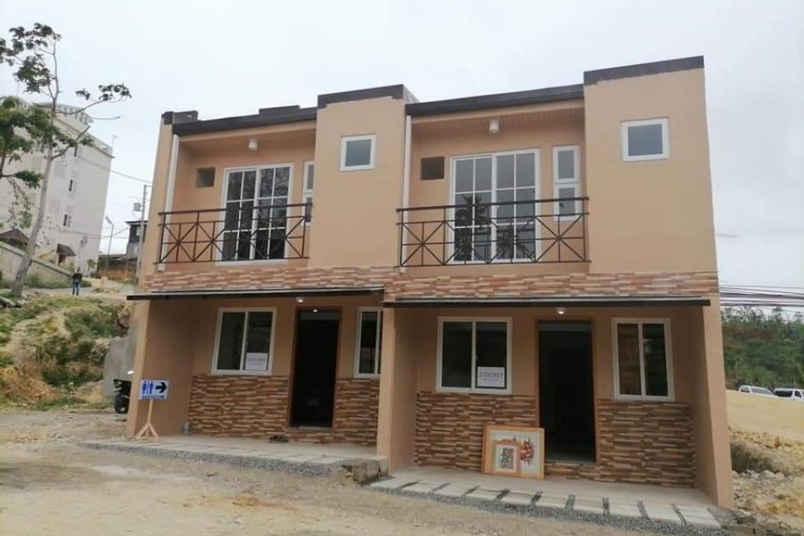 3 Bedroom Townhouse for Sale in Cabangahan, Consolacion, Cebu