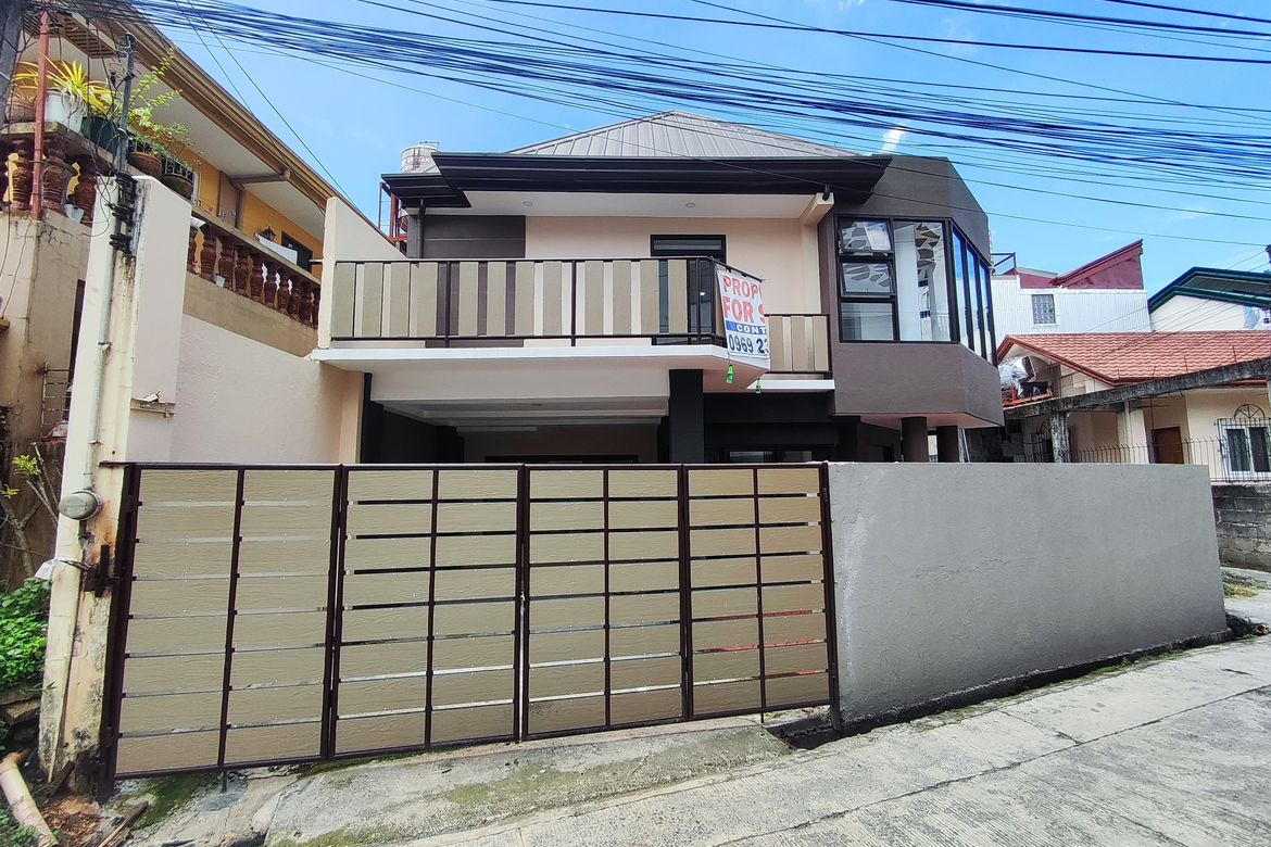 3 Bedroom Townhouse for Sale in Camp 7, Baguio, Benguet