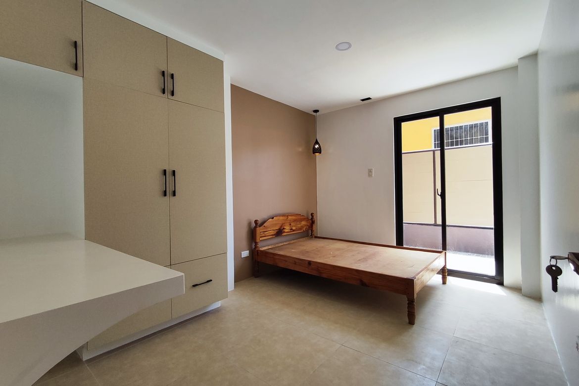 3 Bedroom Townhouse for Sale in Camp 7, Baguio, Benguet – photo 6