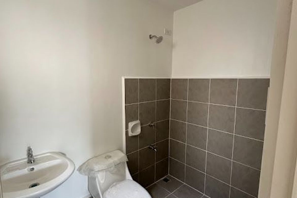 3 Bedroom Townhouse for Sale in Canlubang, Calamba, Laguna – photo 8
